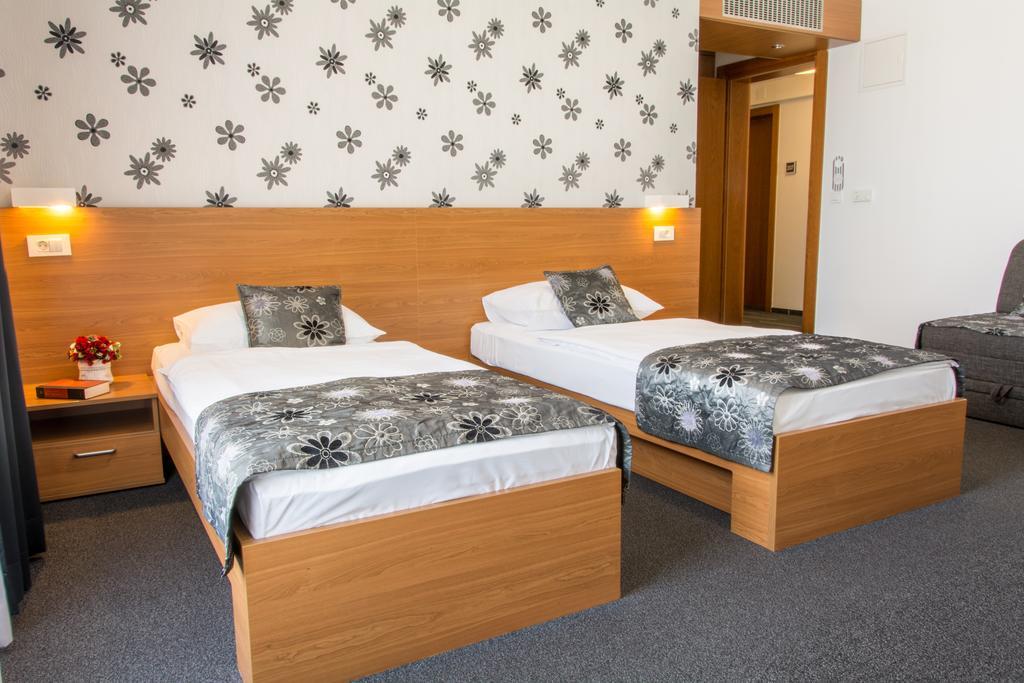 Hotel Delminivm Zagreb Bagian luar foto